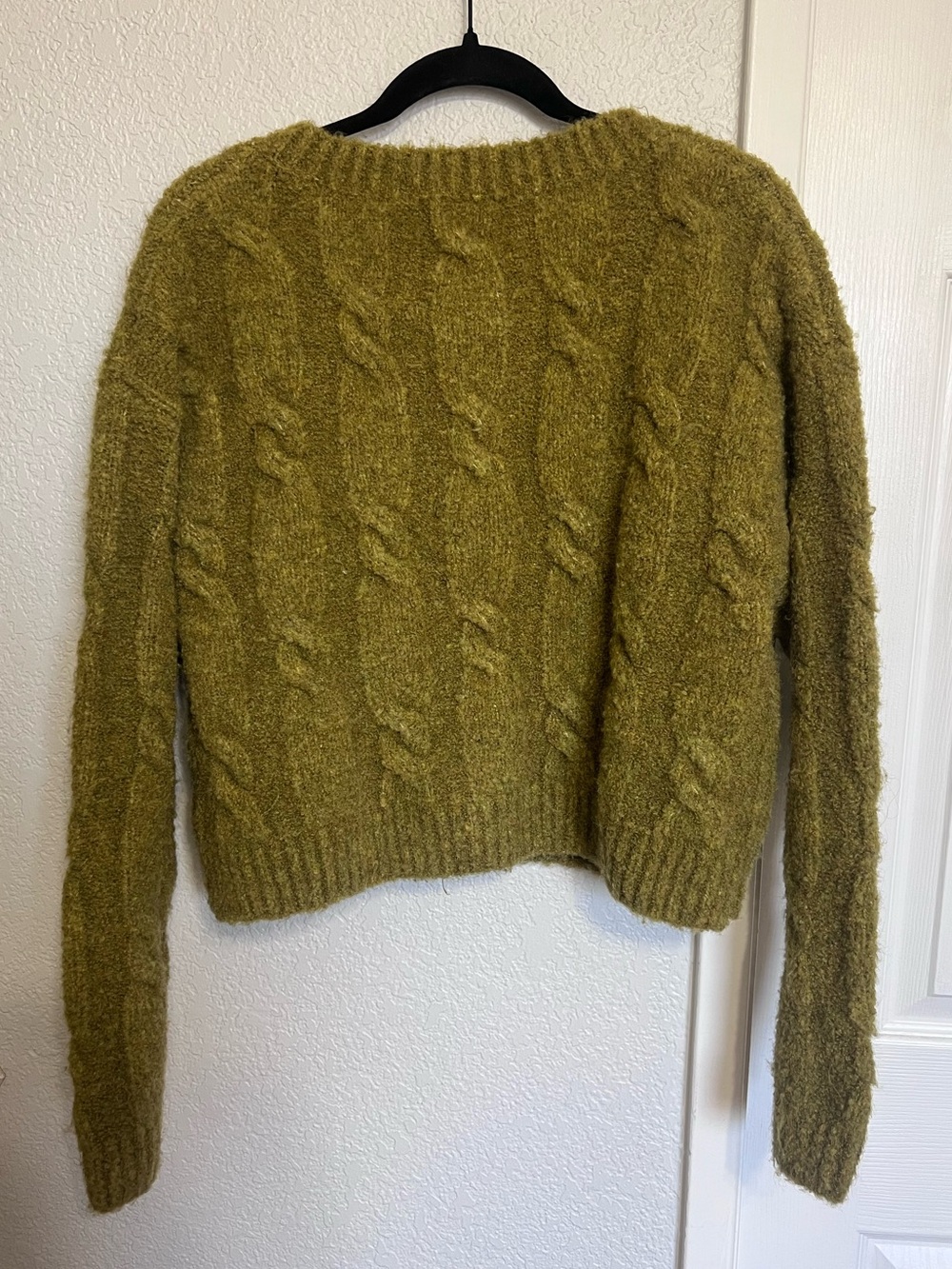 Line & Dot Clover Sweater Olive Green Cable Knit Cropped Cardigan Cozy Size L - Picture 8 of 8